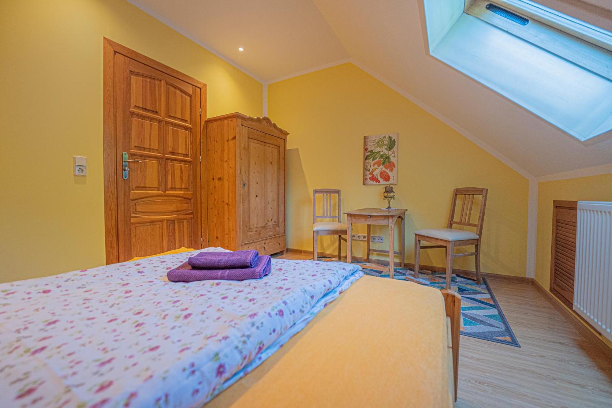 Dom Ogrodnika Apartment Jezow Sudecki ภายนอก รูปภาพ