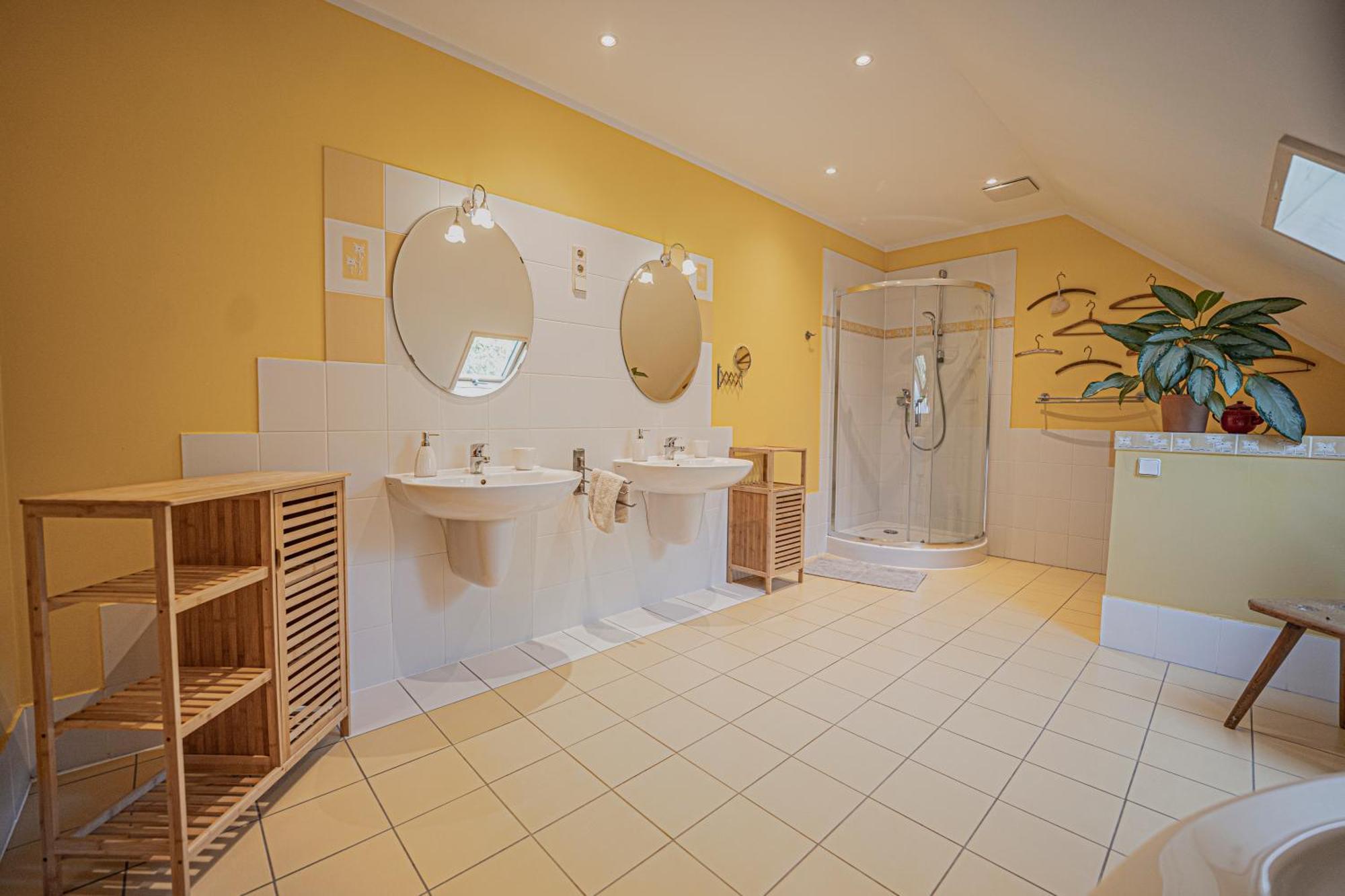 Dom Ogrodnika Apartment Jezow Sudecki ภายนอก รูปภาพ